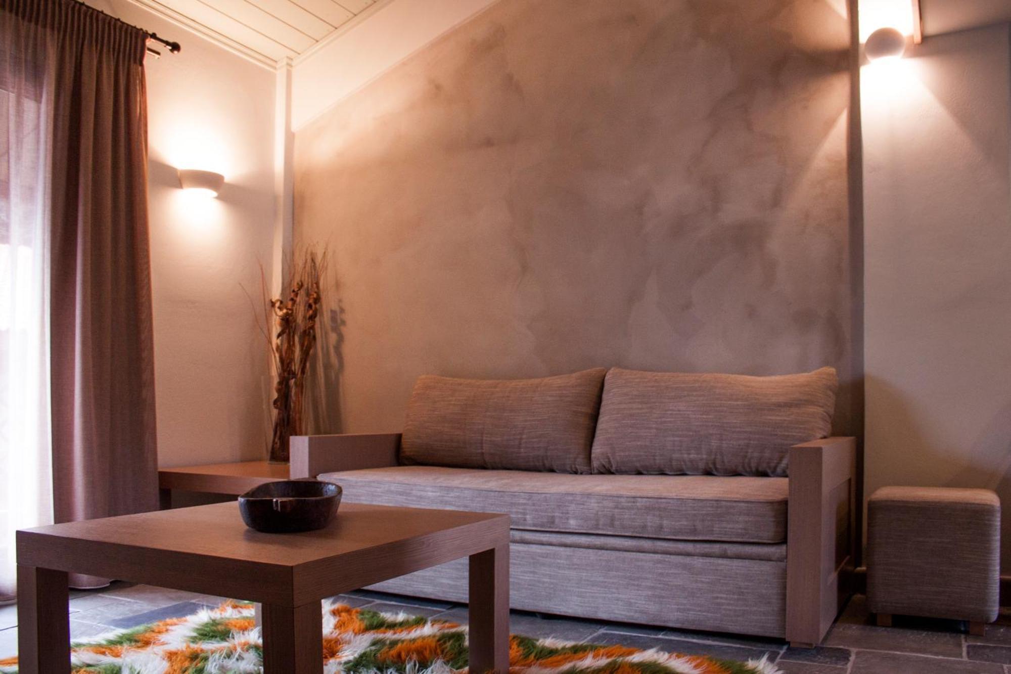 Guesthouse Vasiliki 스테니 디르피오스 외부 사진